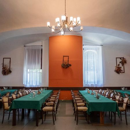 Hotel Club Vranovská Ves المظهر الخارجي الصورة