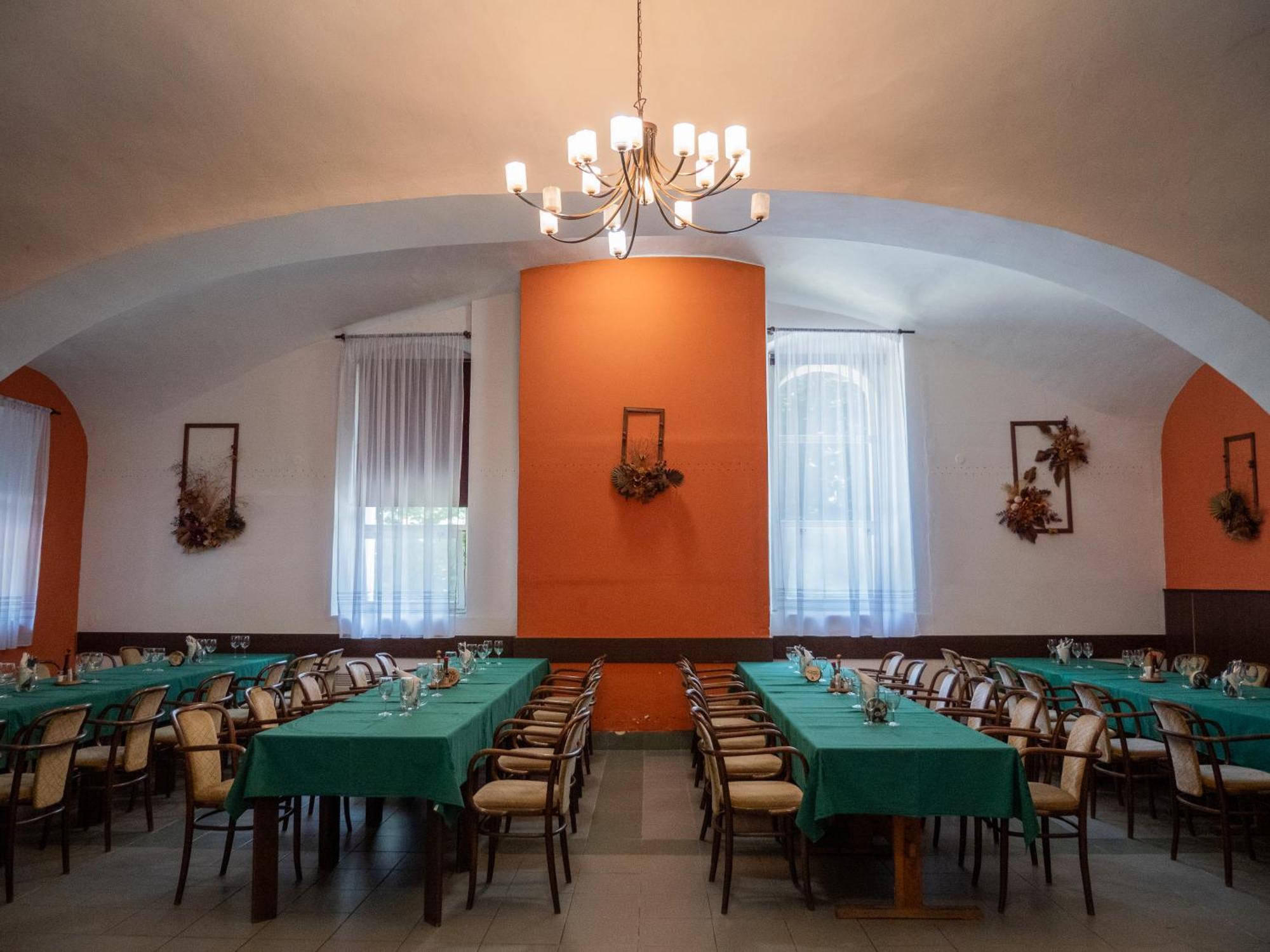 Hotel Club Vranovská Ves المظهر الخارجي الصورة