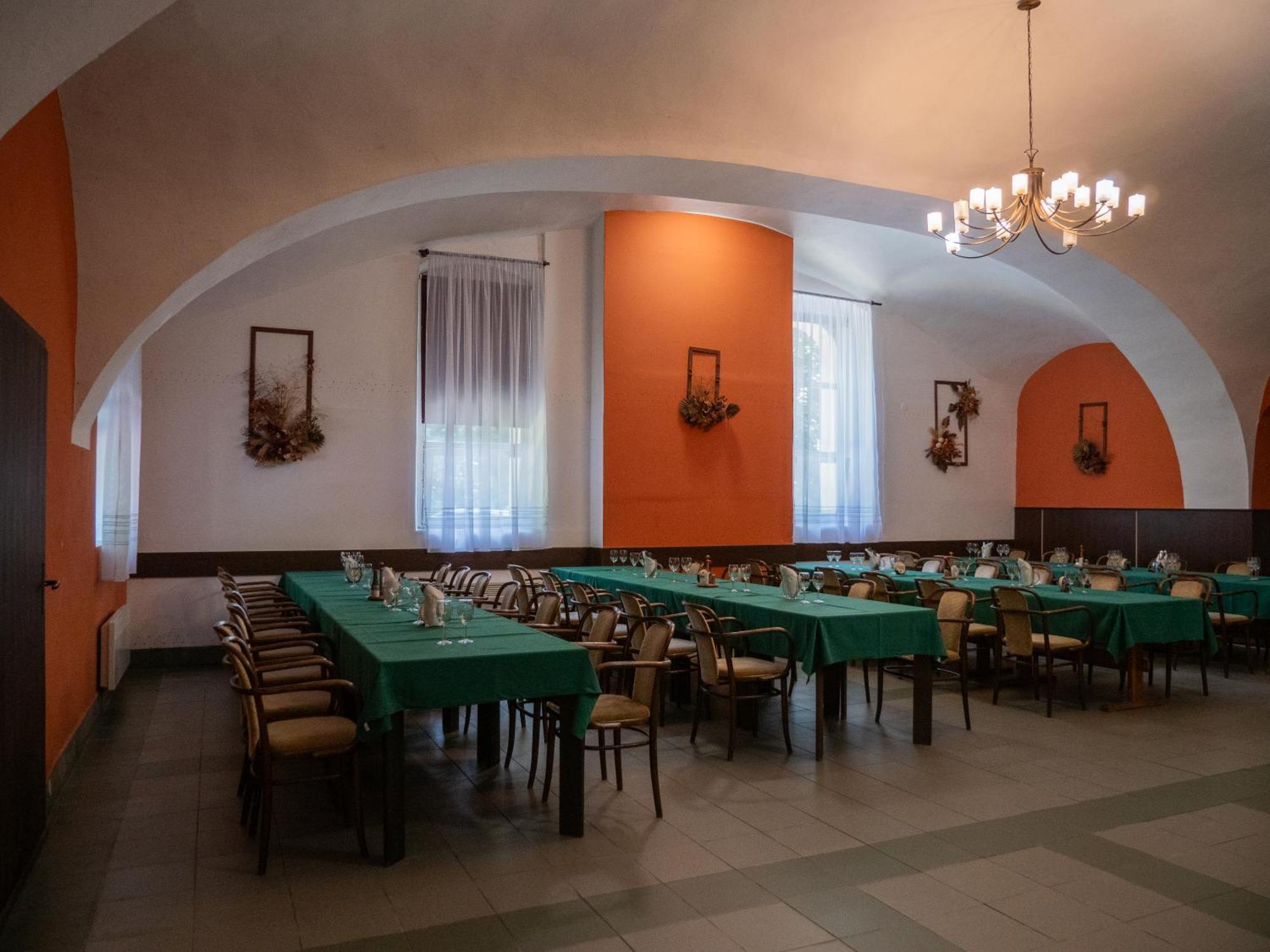 Hotel Club Vranovská Ves المظهر الخارجي الصورة