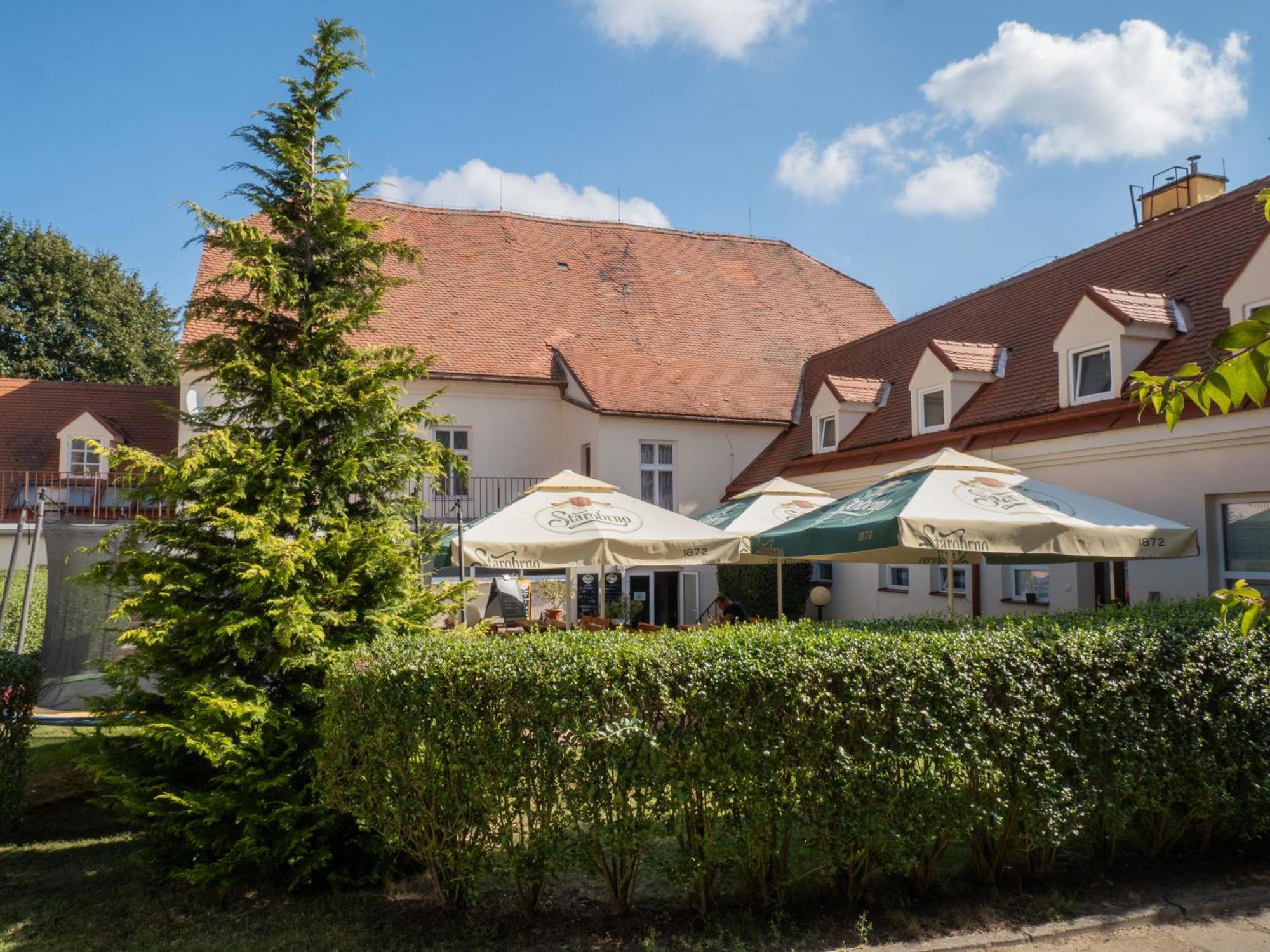 Hotel Club Vranovská Ves المظهر الخارجي الصورة