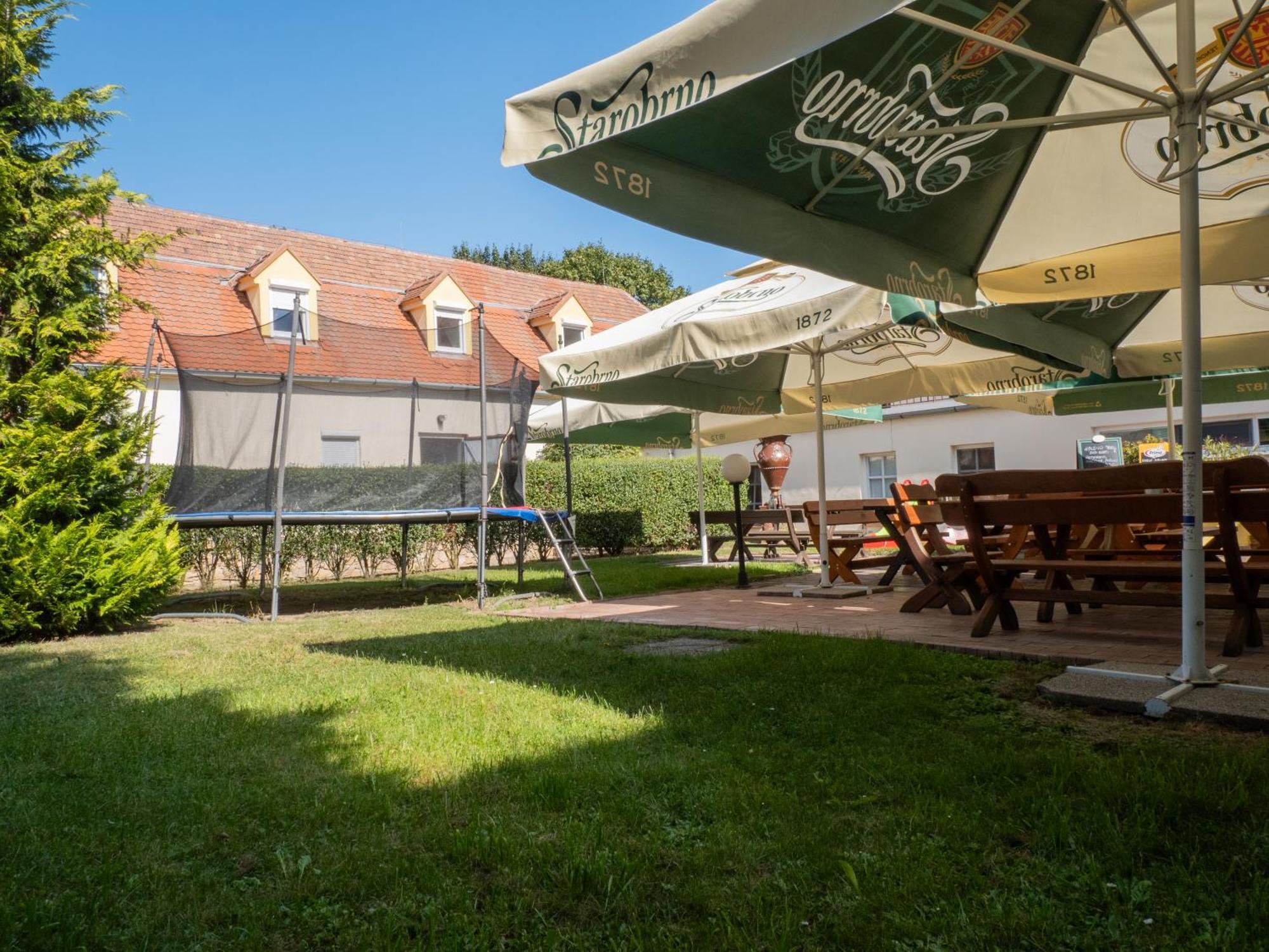Hotel Club Vranovská Ves المظهر الخارجي الصورة
